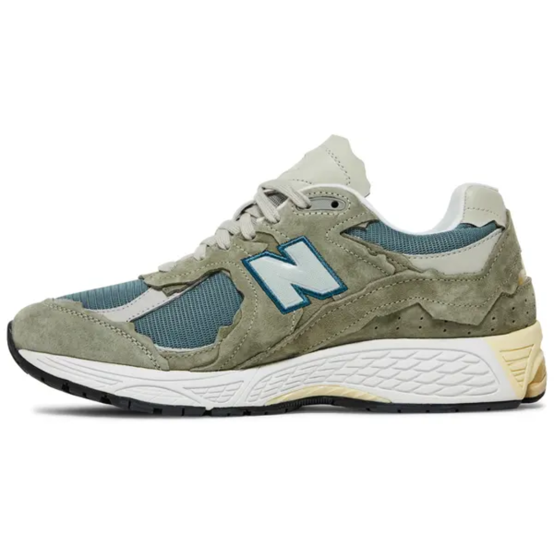 New Balance 2002R Protection Pack Mirage Grey