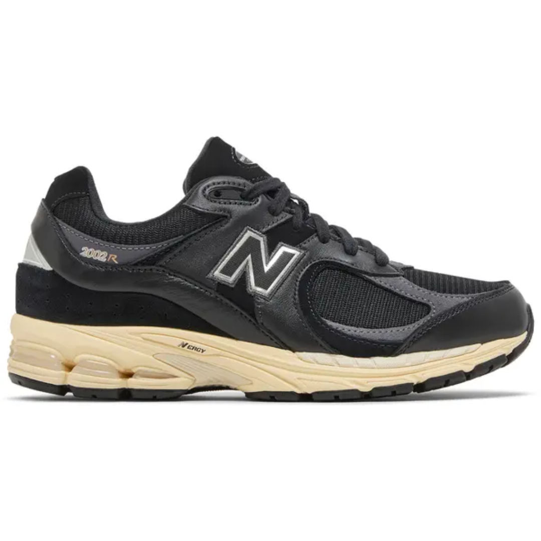 New Balance 2002r Vintage Black