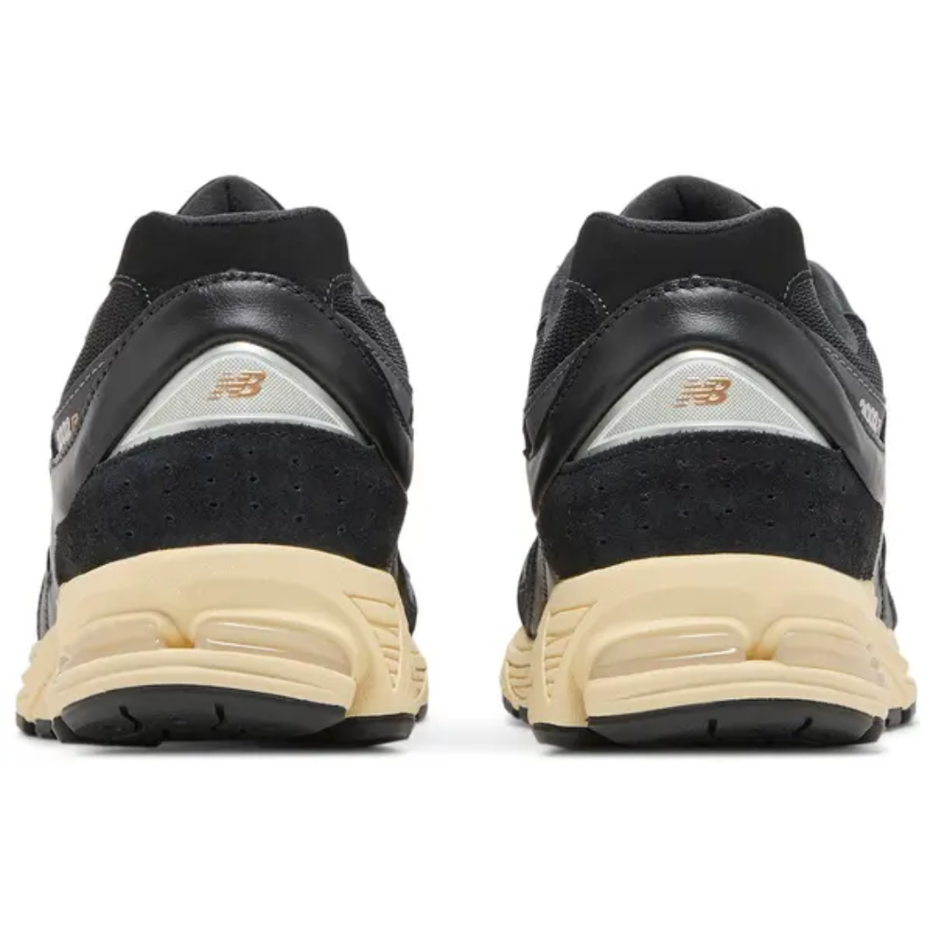 New Balance 2002r Vintage Black