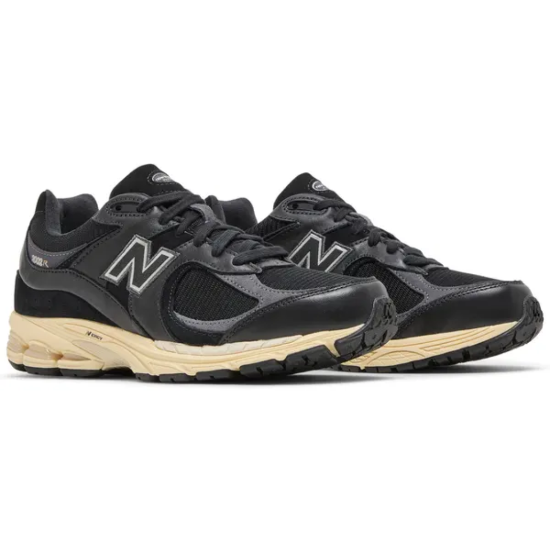 New Balance 2002r Vintage Black